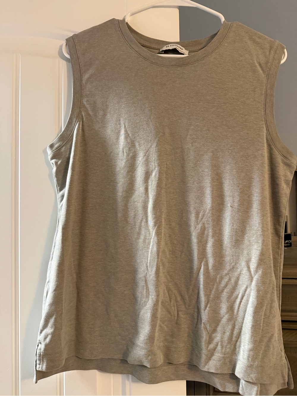 Women's Sleeveless Crewneck Tank Top - Light Gray